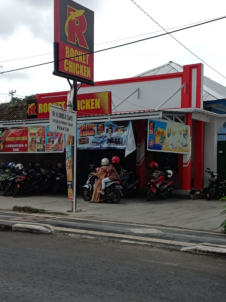 ROCKET CHICKEN BLORA