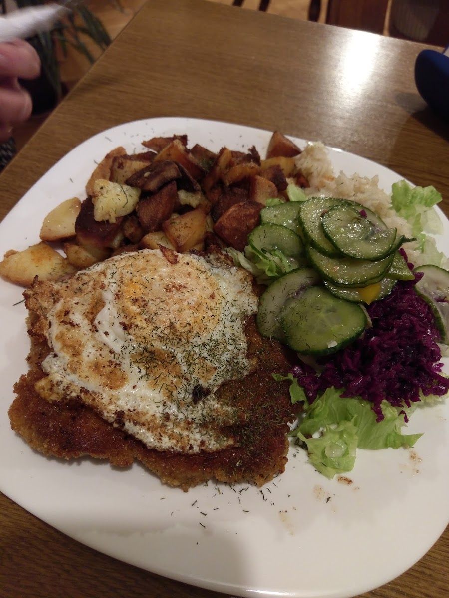 Gaststatte Zum schwarzen Hahn - Photo 4