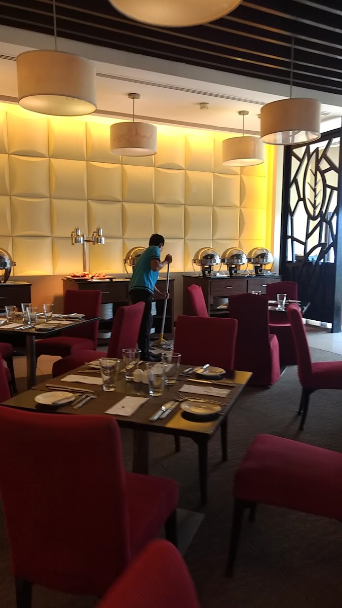 9 SPOONS - The Bayleaf Intramuros - Photo 1