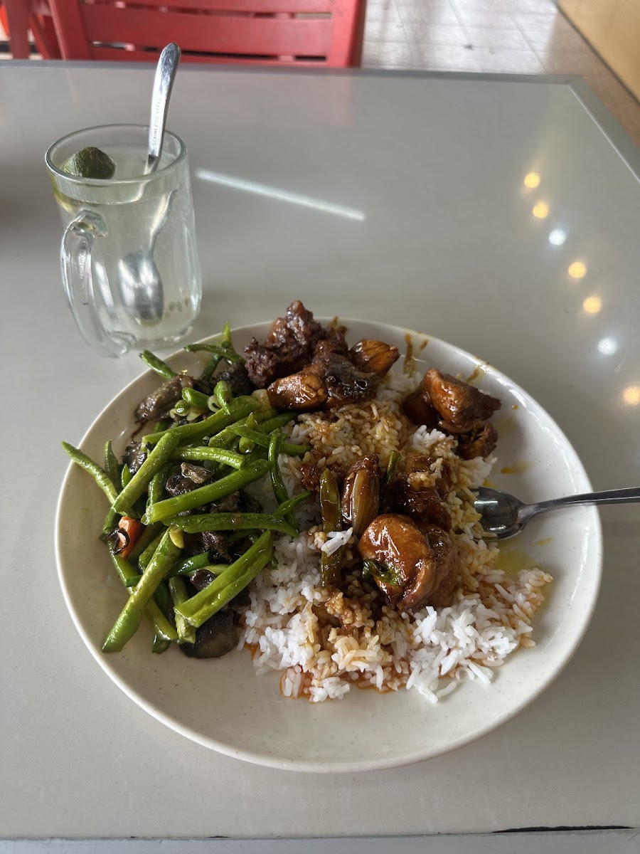 Warung Jati Aisya - Photo 1
