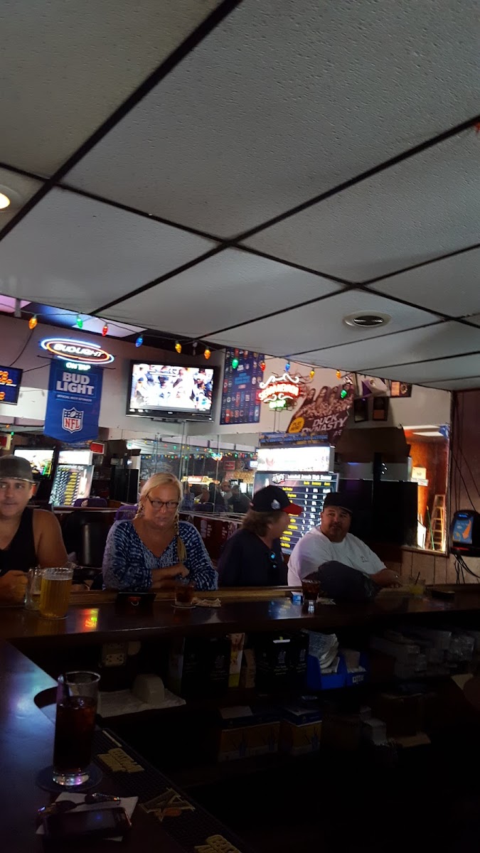 HyRoy's Bar - Photo 8