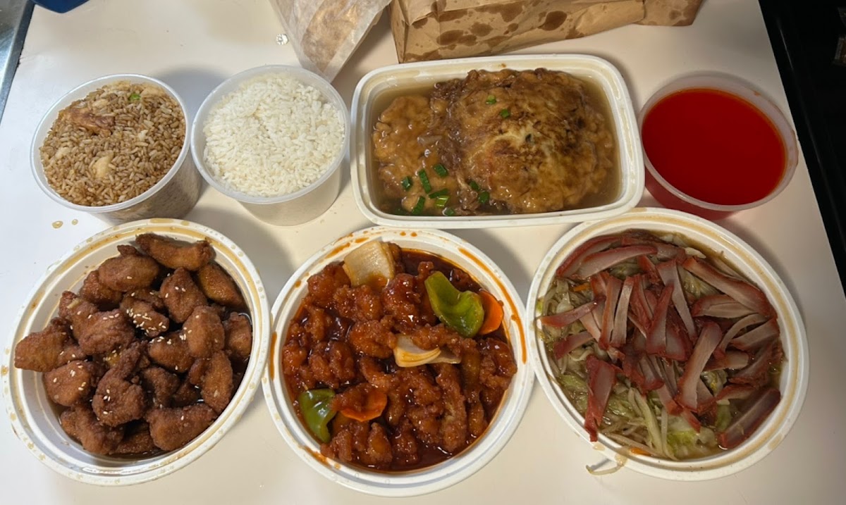 Great World Restaurant - Photo 1