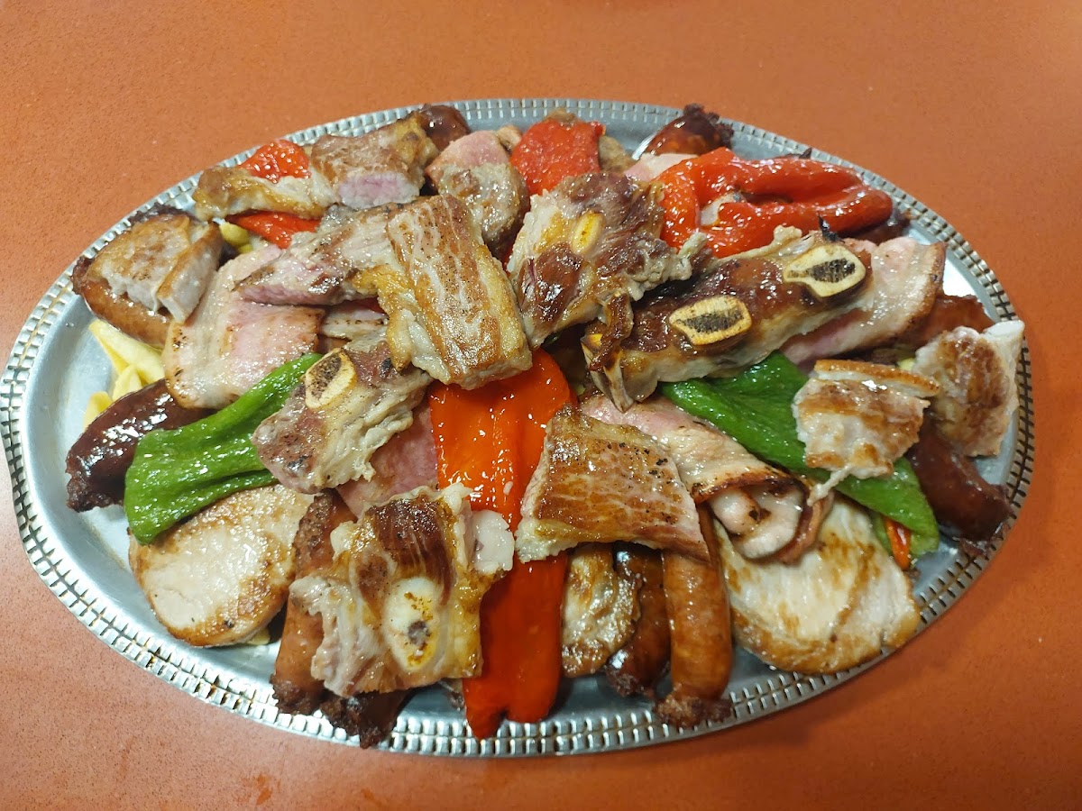 Great World Restaurant - Photo 2