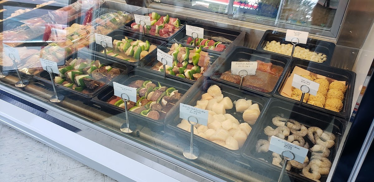 Hooked Meat & Seafood Market - Photo 2