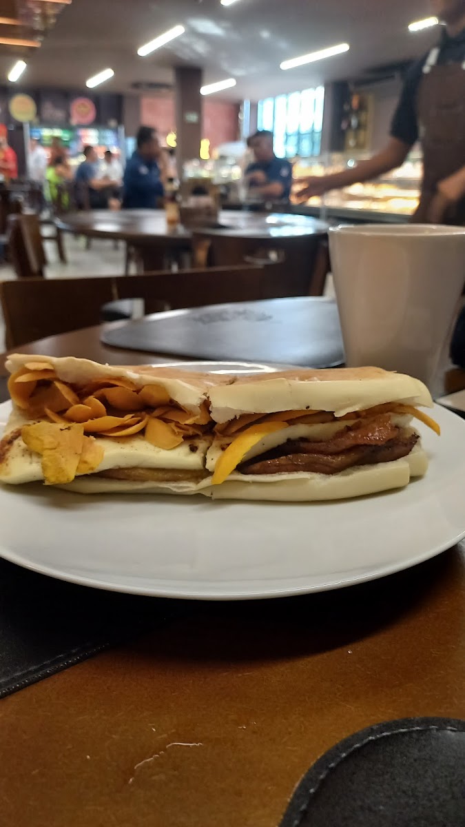 Cafeteria Dona Piedade - Torres - Photo 4