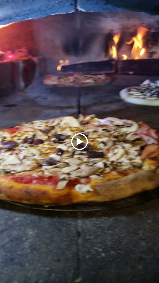 Crustioni's Pizzeria Keilor - Photo 1