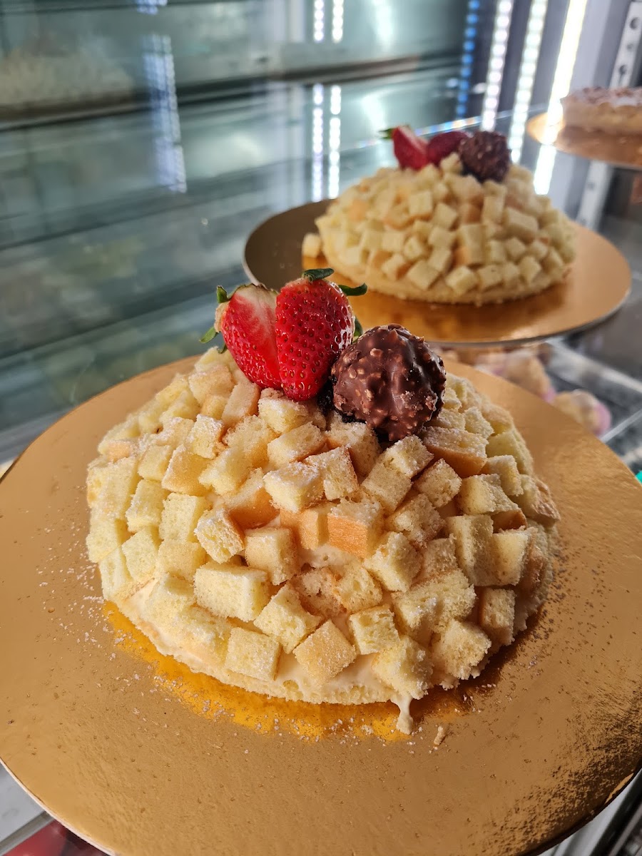 Mae Caa - Bakery Cafe - Cocktails - Photo 3