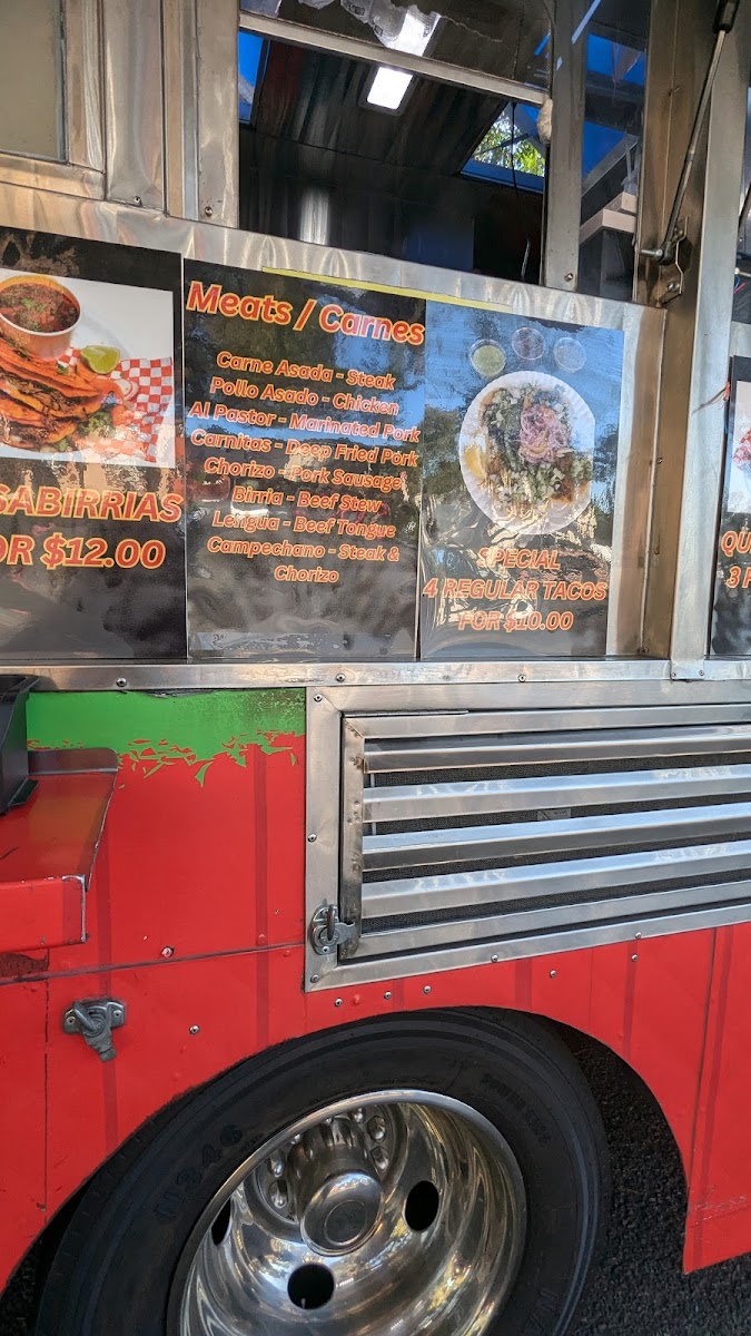 Mamacitas! Taco Truck - Photo 7