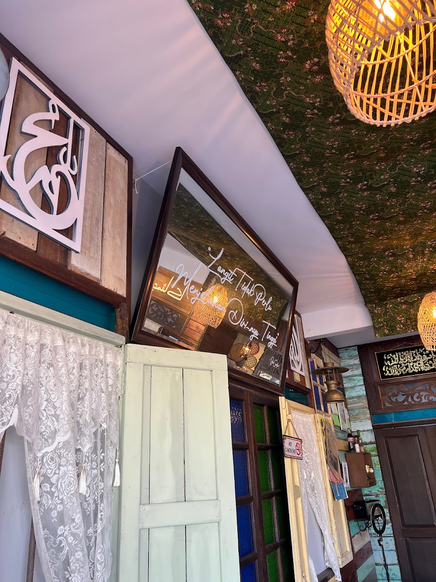 Warung Kopi Chempaka
