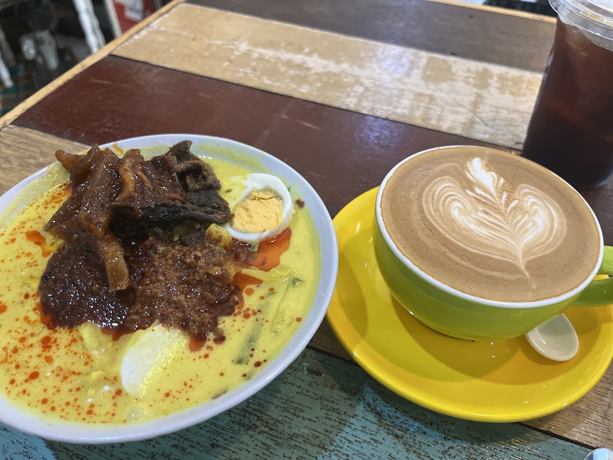 Warung Kopi Chempaka - Photo 3