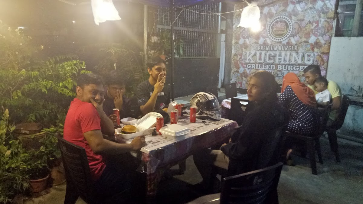 Kuching Grilled Burger