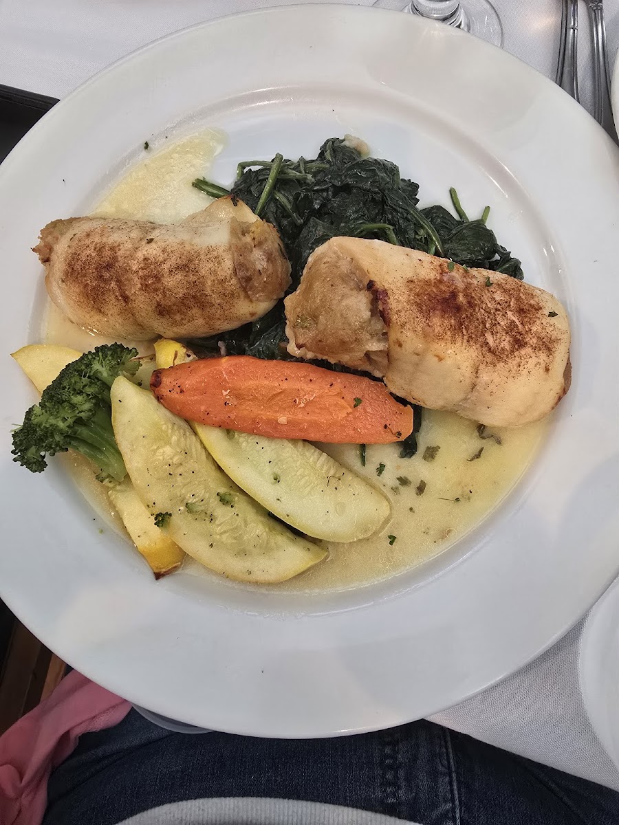 Campagna Restaurant - Photo 1