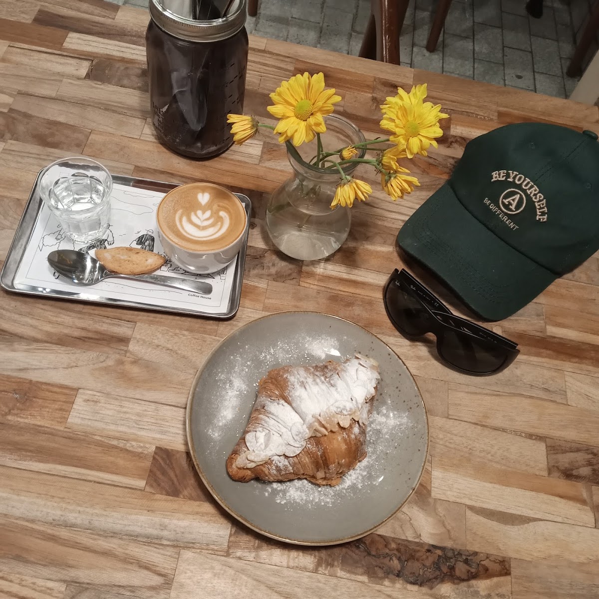 Ejaan Coffee House - Photo 7