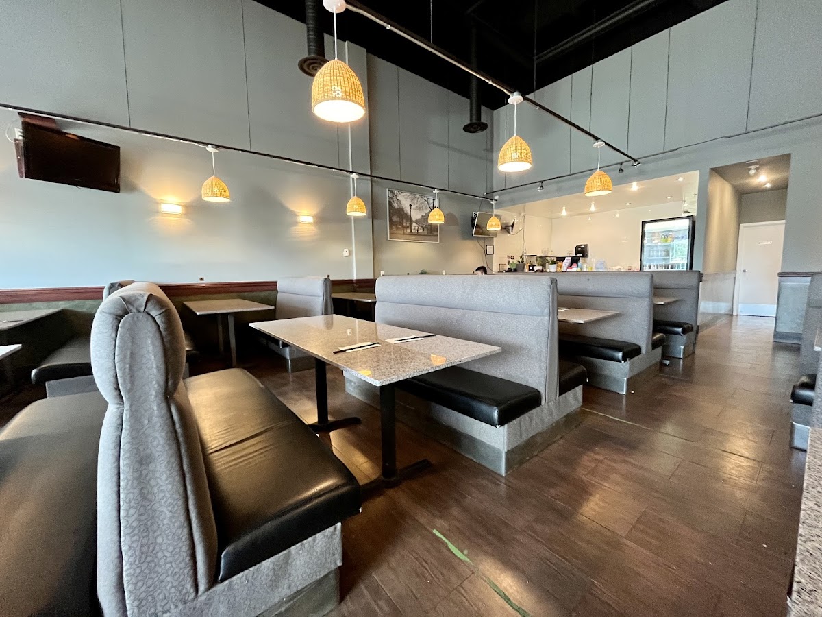 Tony’s Vietnamese Noodle Restaurant - Photo 6