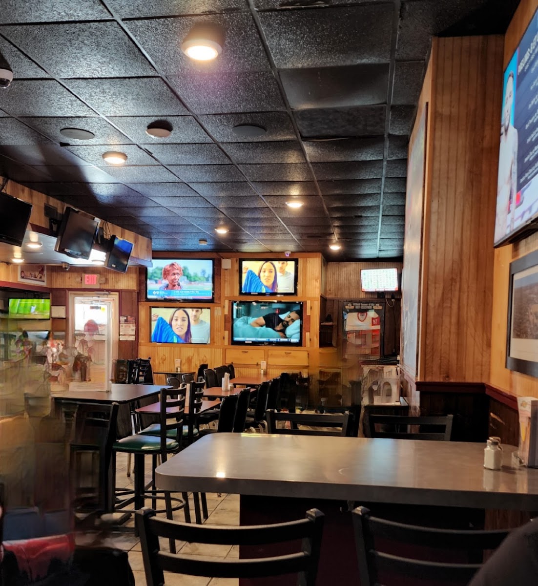 Rathskeller Food & Spirits - Photo 6