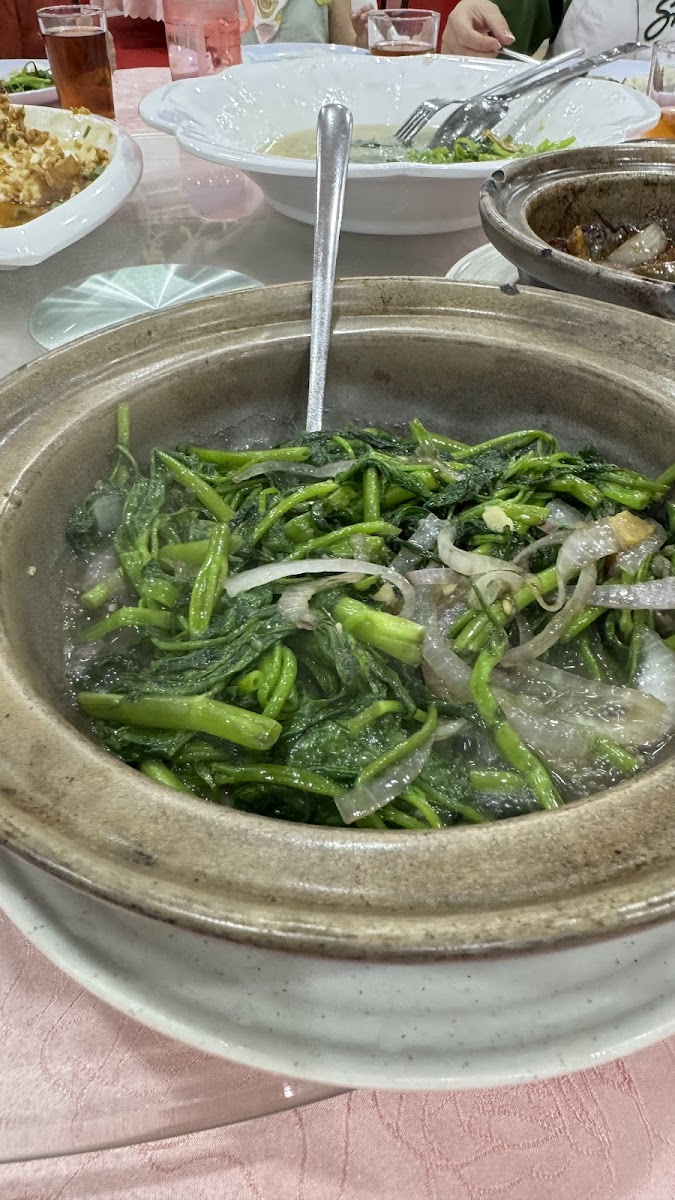 SWX SEAFOOD RESTAURANT - Photo 3