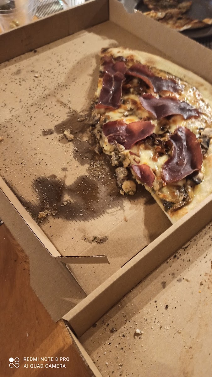 La Dameuse à Pizzas - Photo 3