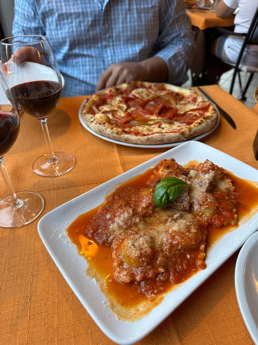 Ristorante Pizzeria La Poltrona - Photo 6