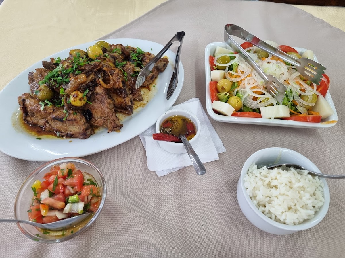 Restaurante Sabor com Arte em Guararema - Photo 2