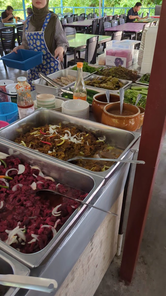 Kak YaH Nasi Campur - Photo 1