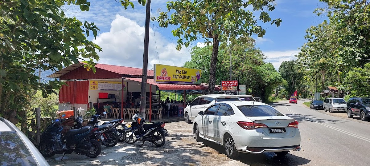 Kak YaH Nasi Campur - Photo 3
