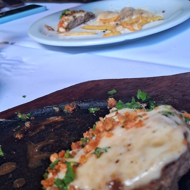 Filet Mignon Esmeralda