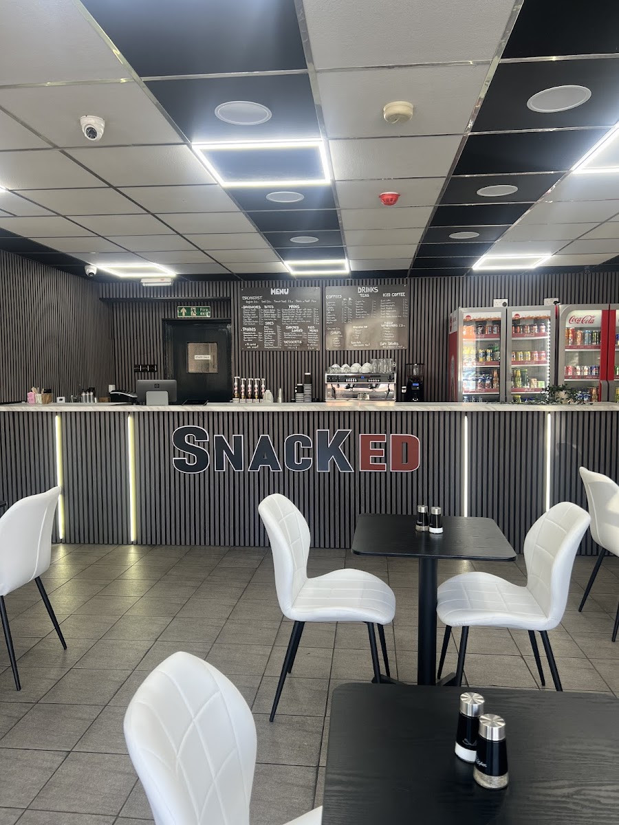 Snacked - Photo 6