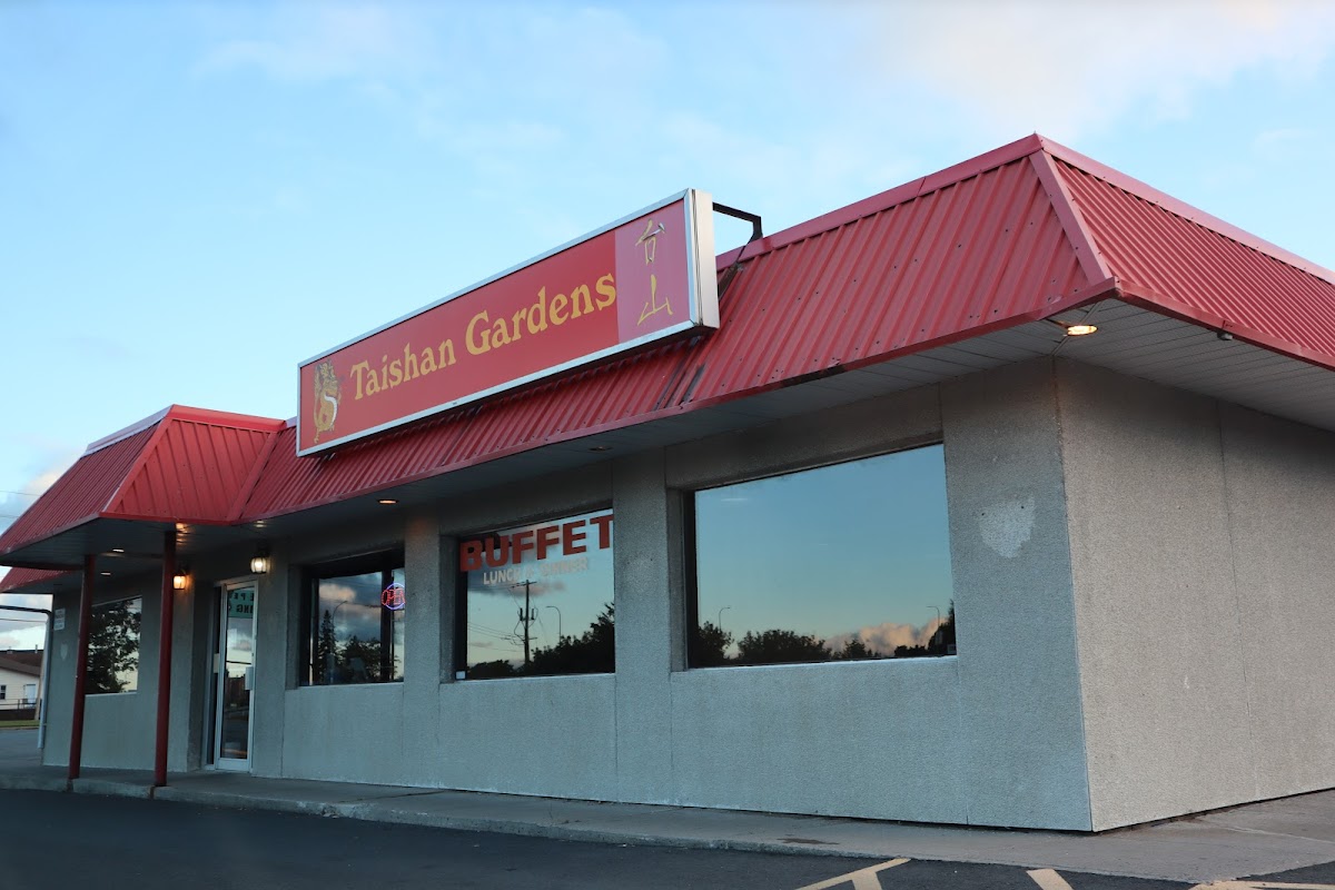 Taishan Gardens Restaurant - Photo 1