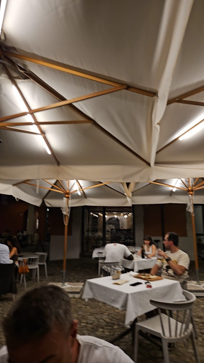 EMILIA Bistro - Photo 1