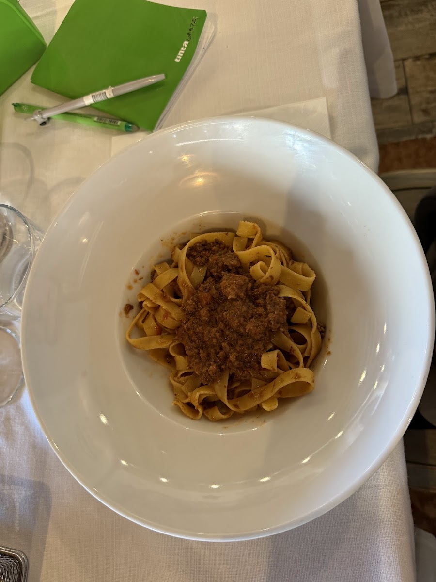 EMILIA Bistro - Photo 8