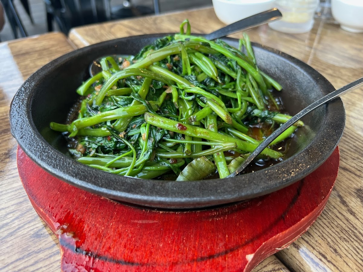 Hai Shang Ren Seafood Restaurant - Photo 9