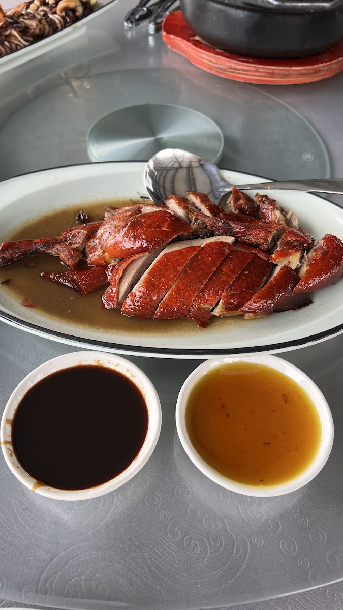 Hai Shang Ren Seafood Restaurant - Photo 6