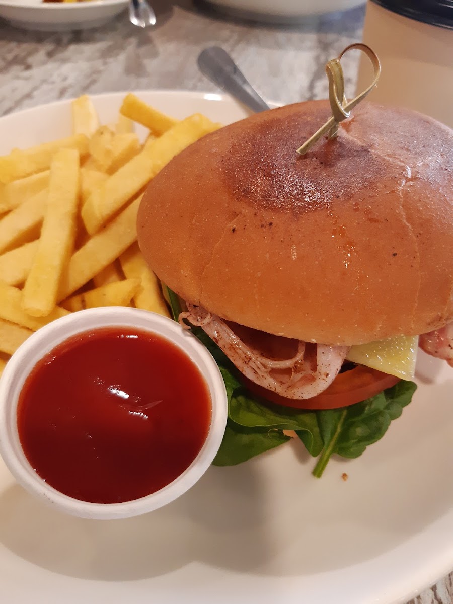 AQWA Cafe - Photo 7