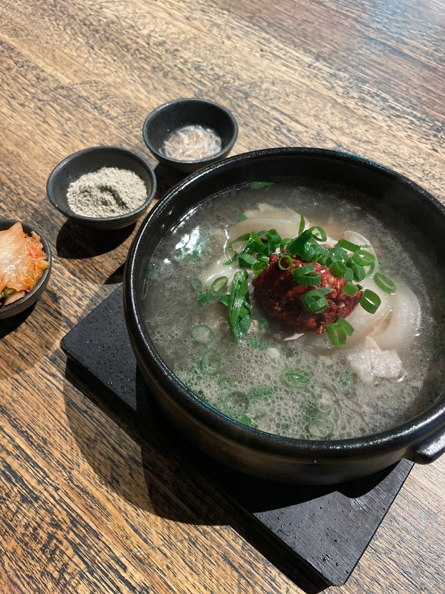 Momoji_Preston - Photo 2