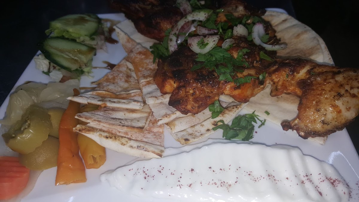 Qasiun Restaurant - Photo 9