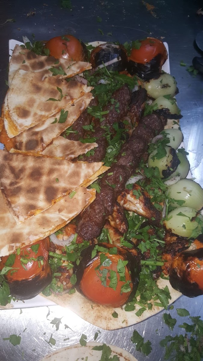 Qasiun Restaurant - Photo 4