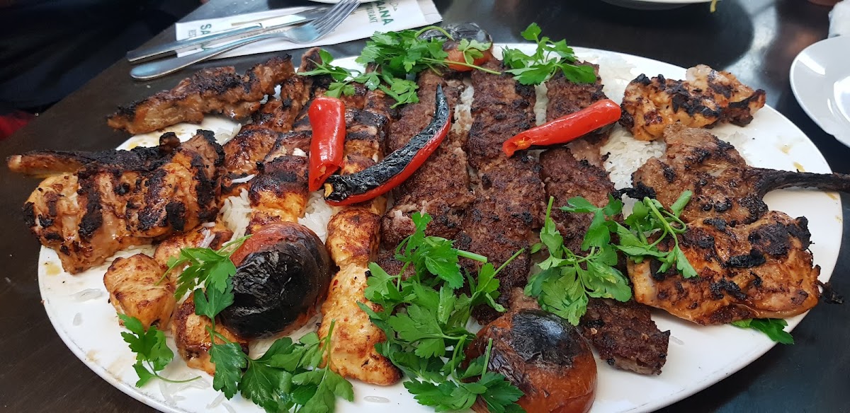 Saana Restaurant - Photo 2
