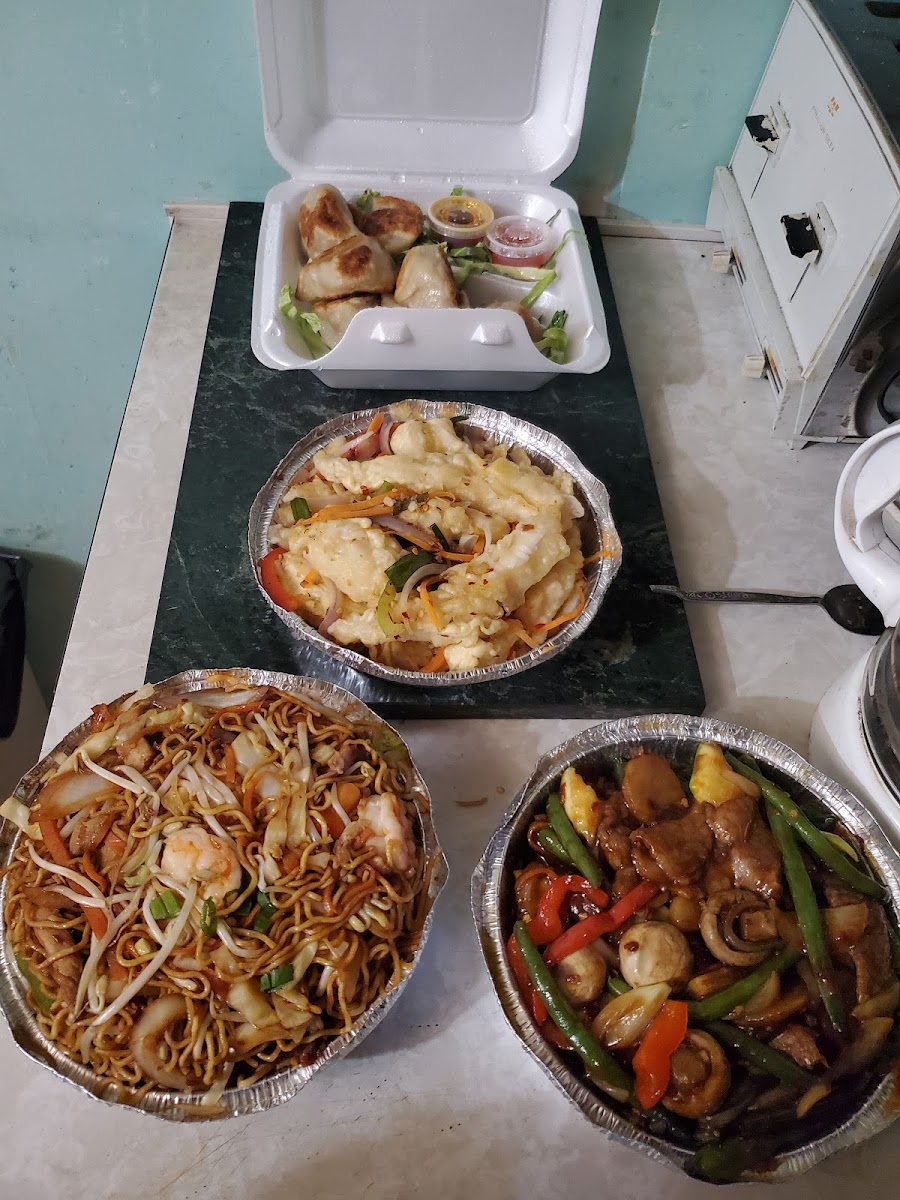 Ben Wong Restaurant - Photo 7