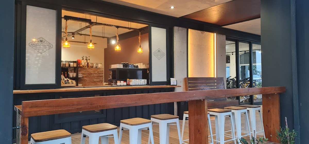 Apollo Coffee Thesen Island - Photo 9