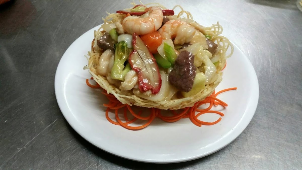 Chefoo Chinese Restaurant - Photo 7