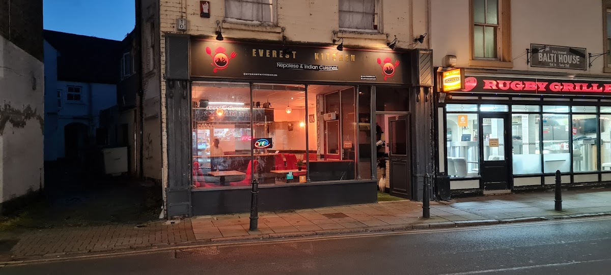 Everest Kitchen Rugby
