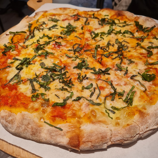 Quattro Formaggi Pizza