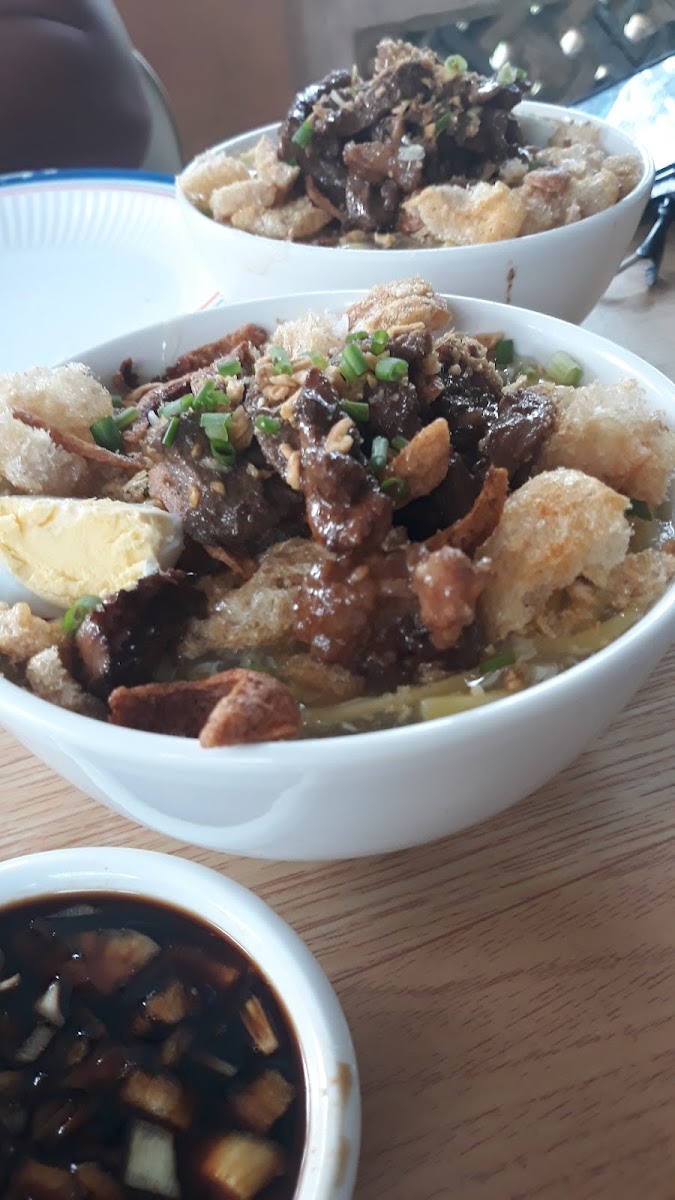 Esteban's Lomi - Photo 4