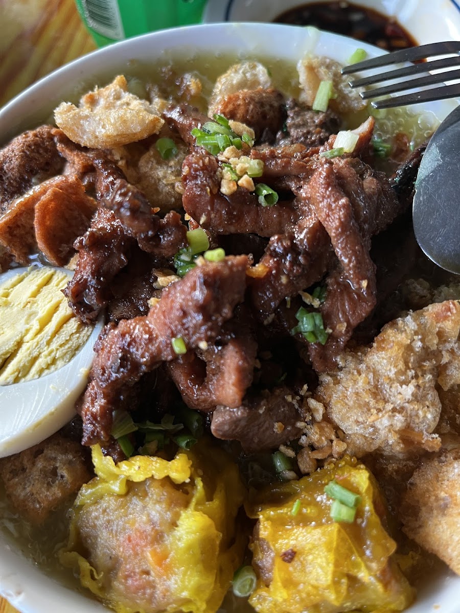 Esteban's Lomi - Photo 8