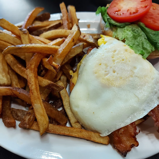 Breakfast Burger