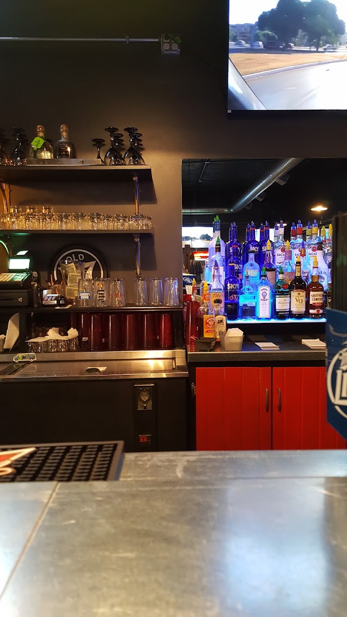 The Water Tower Bar & Grill - Photo 8