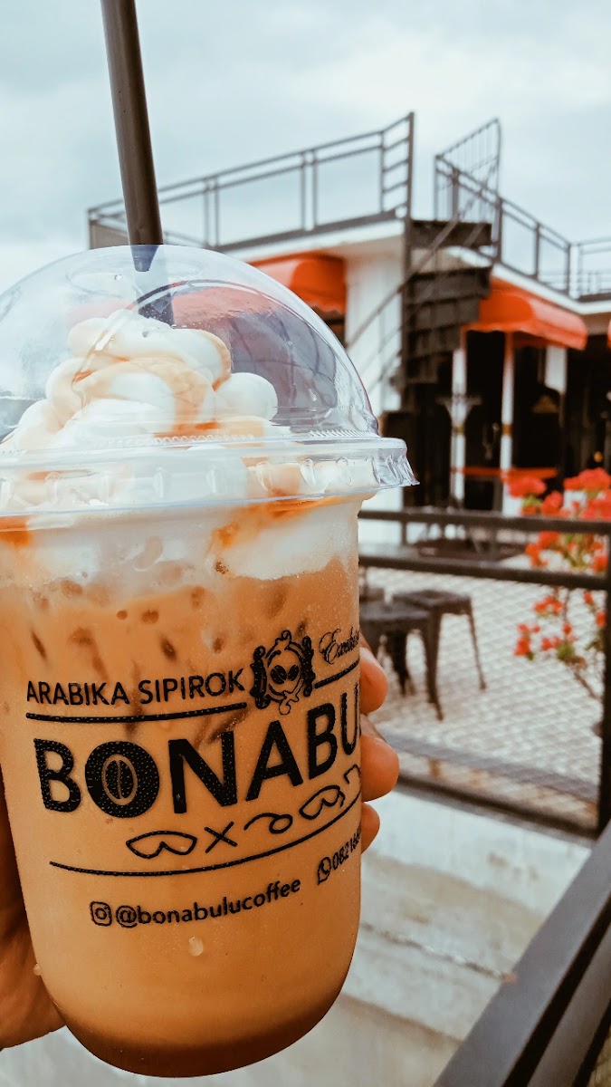 Bonabulu Coffeeshop & Roastery - Photo 8