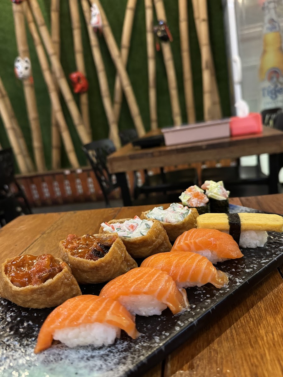 Sushi Zaku - Photo 3