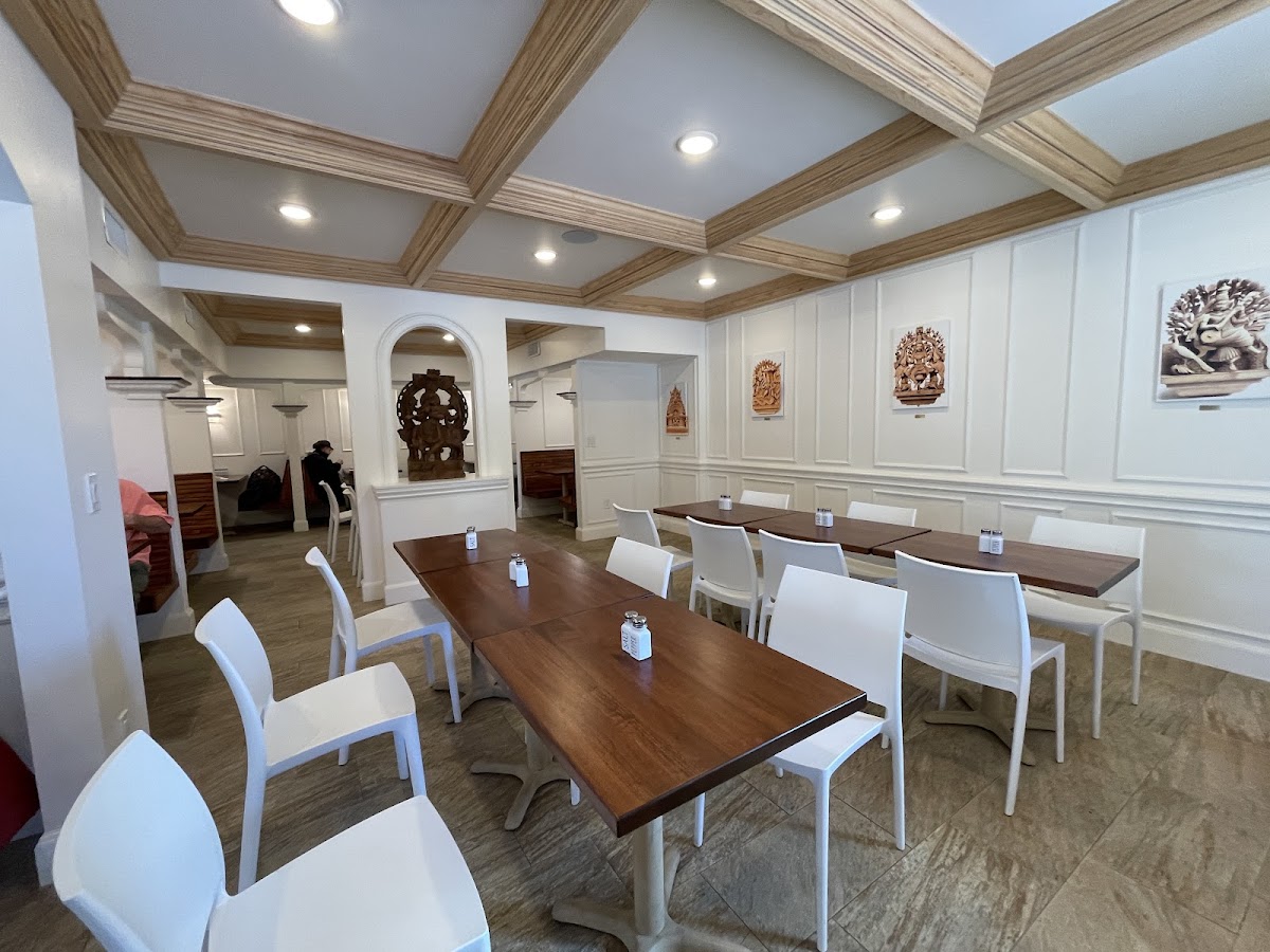 Govinda's Natural Foods Cafe - Photo 5