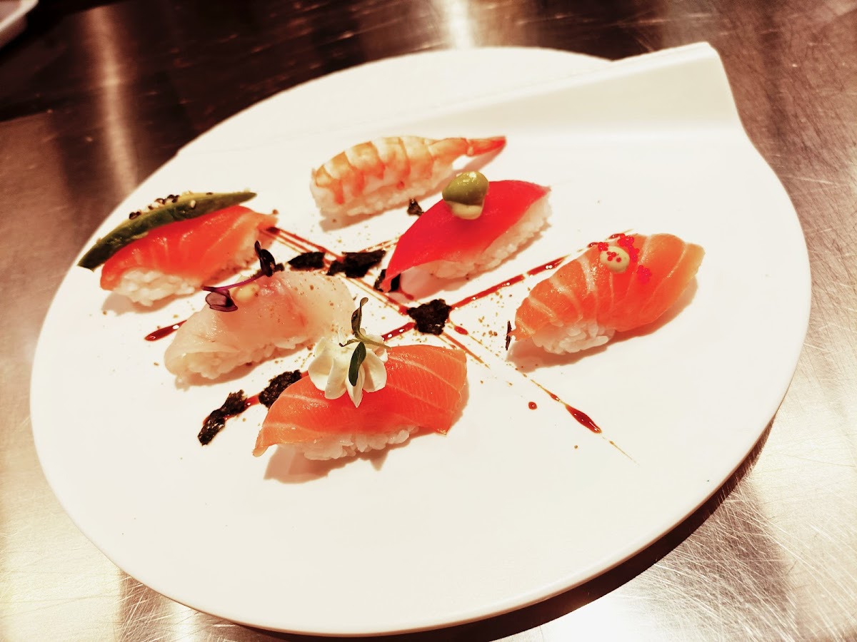 Restaurant 'Kokkoi Sushi' - Photo 3